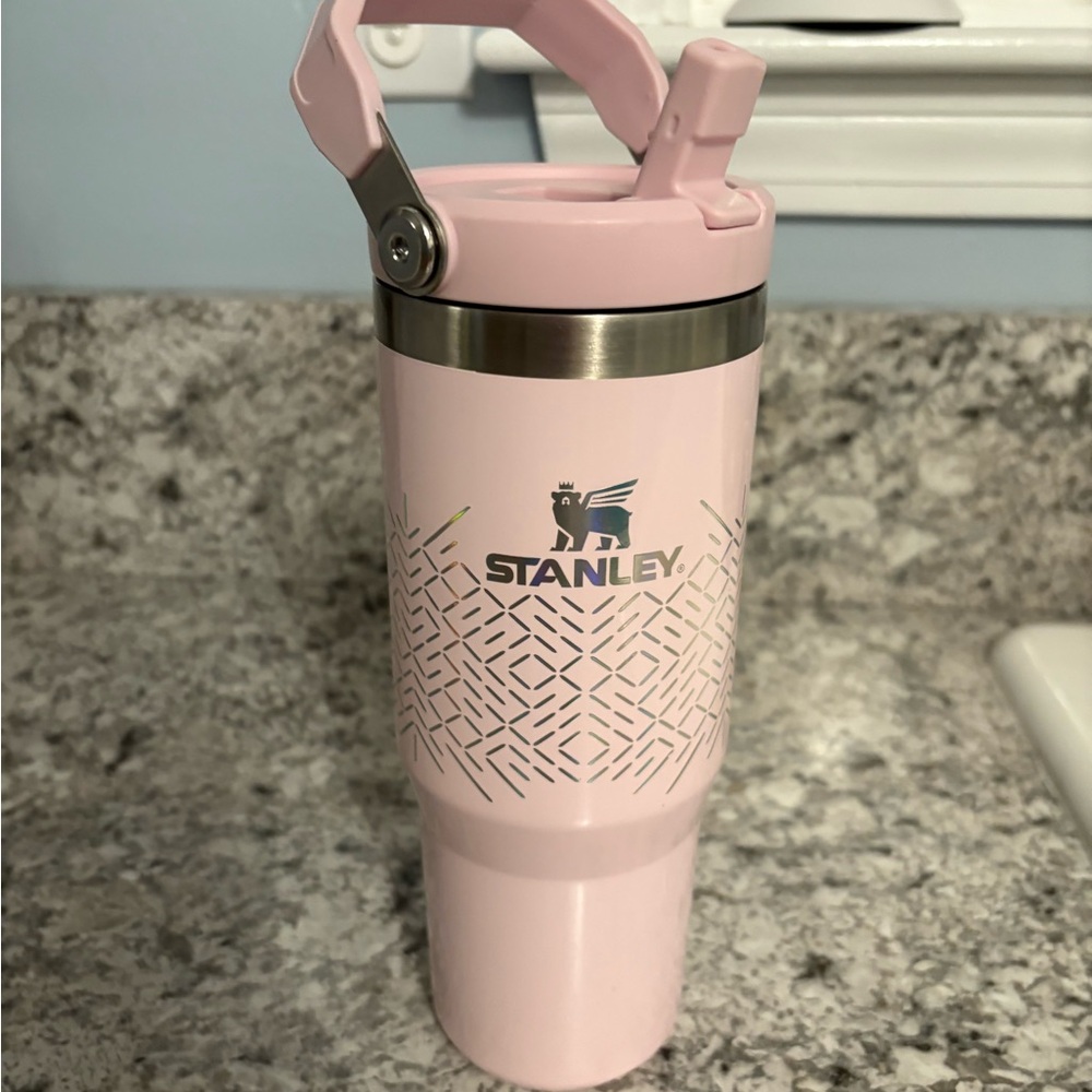 Stanley Ice Flow Pink Icicle flip top tumbler